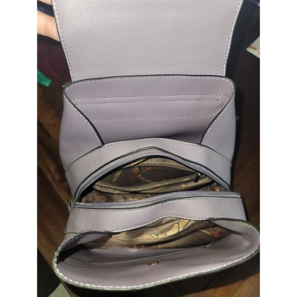 La Terre Fashion  Vegan Leather Backpack Purse Zipper Pockets With Bee Charm NW - Picture 2 of 9